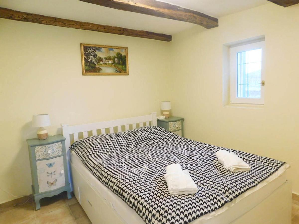 Joe Bacsi Rezidenciaja Appartement Kisharsány Buitenkant foto