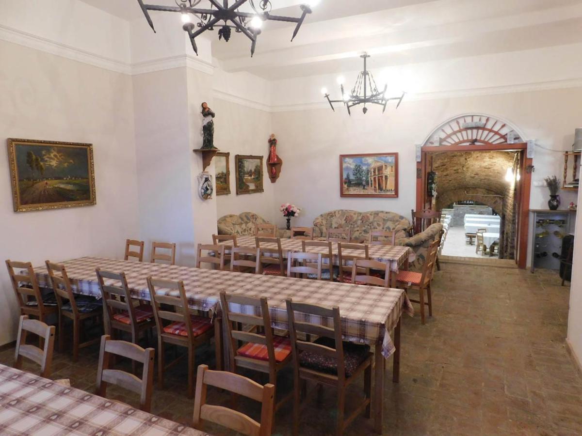 Joe Bacsi Rezidenciaja Appartement Kisharsány Buitenkant foto