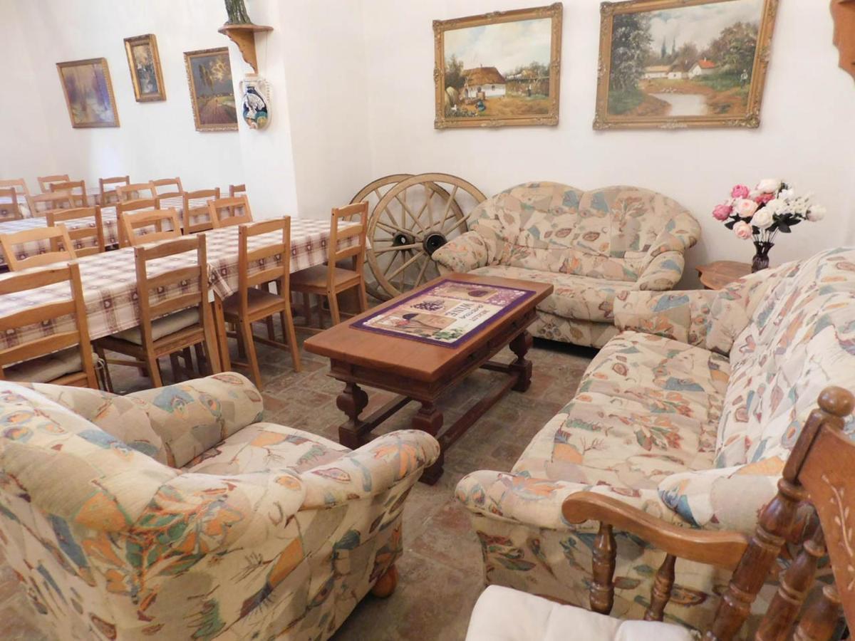 Joe Bacsi Rezidenciaja Appartement Kisharsány Buitenkant foto
