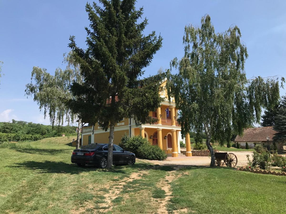 Joe Bacsi Rezidenciaja Appartement Kisharsány Buitenkant foto