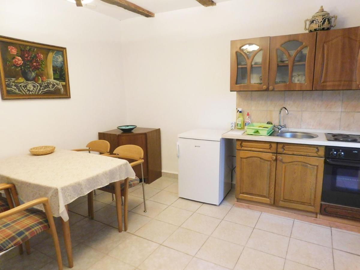 Joe Bacsi Rezidenciaja Appartement Kisharsány Buitenkant foto