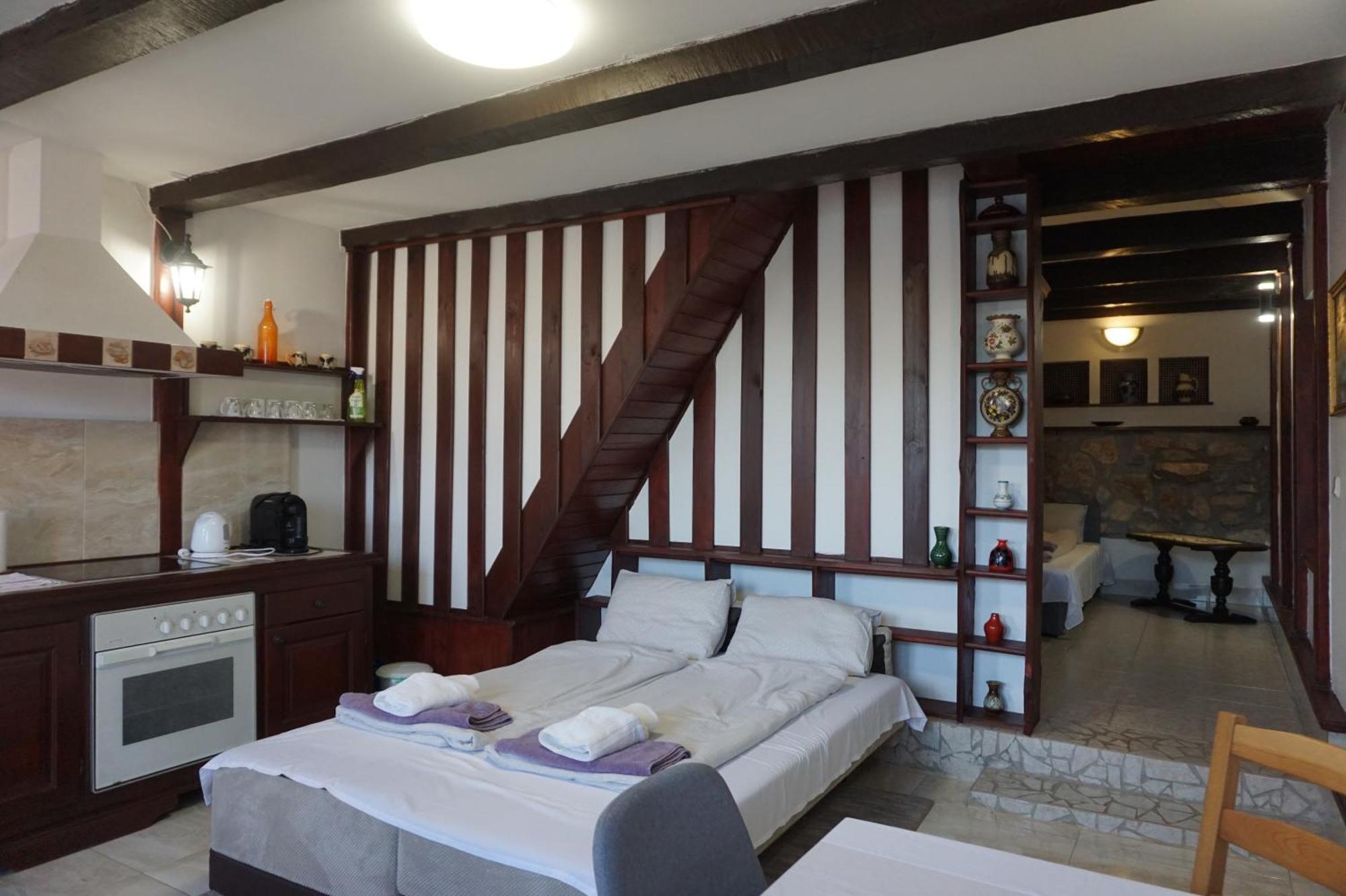 Joe Bacsi Rezidenciaja Appartement Kisharsány Buitenkant foto
